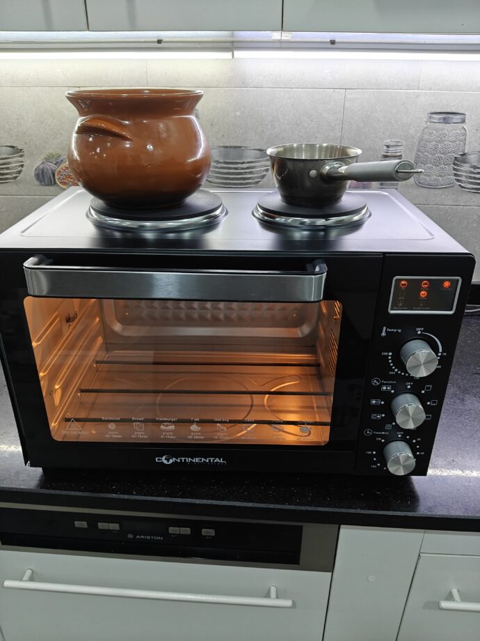 Four électrique CONTINENTAL 45L ventilé avec 2 plaque chauffante et éclairage intérieur et tourne broche – Image 7